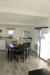 "Lolile 3", duplex climatisé avec terrasse, centre ville - LʼIsle-sur-la-Sorgue - 5