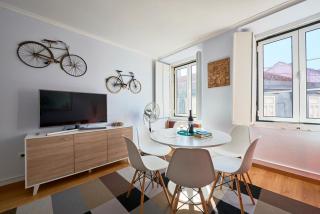 Aesthetic Riverview Apartment in Historical Lisbon - Lisbona - 4