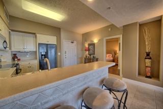 Roomy Oceanfront Condo with Breathtaking View and Beachside Pool - Unit 1906 - Panama City Beach - 3