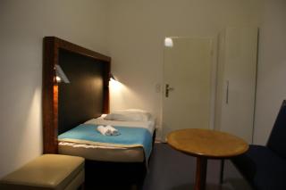Hotel Garni Aaberna - Berlin - 8