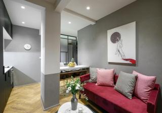 Olvios Luxury Suites - 1