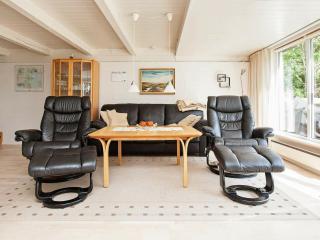 6 person holiday home in Oksbøl - Mosevrå - 7