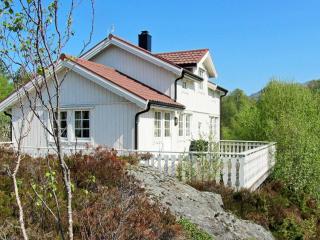 Holiday home GURSKØY - Kjellsund - 8