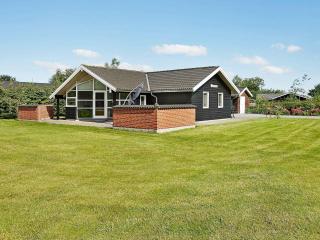 Three-Bedroom Holiday home in Storvorde 19 - Egense - 9