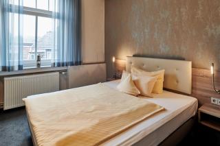 Ambient Hotel Zum Schwan - Gelsenkirchen - 2