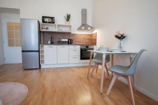 Stay Inn Apartments Stepanska - 1