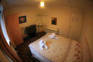 The Handforth Lodge - 7