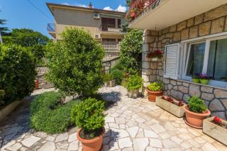 Apartment Diana D. - Novi Vinodolski - 1