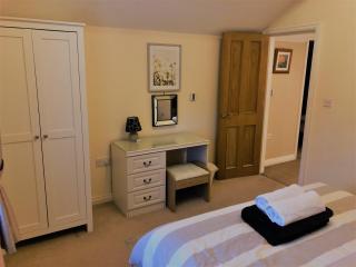 Tarporley Holiday Cottage - 1