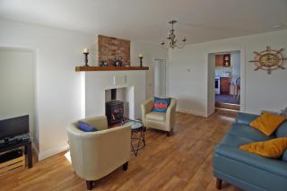 Cottage at Youghal Bridge - DʼLoughtane Cross Roads - 8