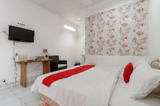 RedDoorz Syariah near Exit Toll Puncak - 8