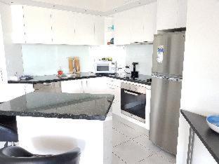 Excellsior Apartments - Mooloolaba - 1