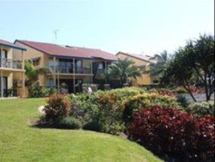 Sunseeker Holiday Apartments - Sunshine Beach - 1