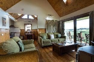 Maple Ridge Cottages - Dumbalk - 4