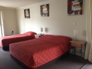 Alexander Cameron Suites - 9