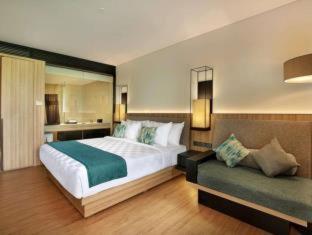 Royal Tulip Gunung Geulis Resort and Golf - Bogor - 3