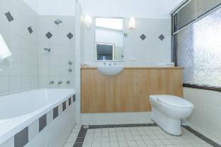 Banksia Motel - 3