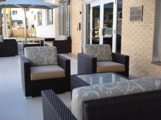 Westover Arms Hotel - 3