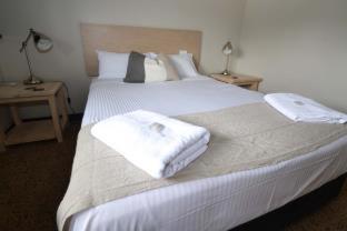Crossroads Hotel - 4