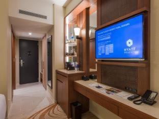 Hyatt Regency Naha, Okinawa - Naha - 8