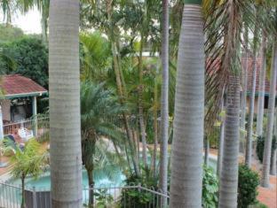 Beaches Serviced Apartments - Nelson Bay - 2