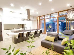 Sticky Rice Villas - Stirling - 8