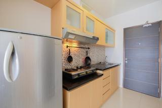 Cozy Studio at Tamansari Semanggi Apartment By Travelio - Jakarta - 3