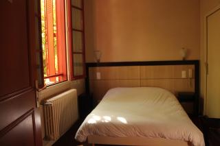 Hôtel Le Commerce - 2