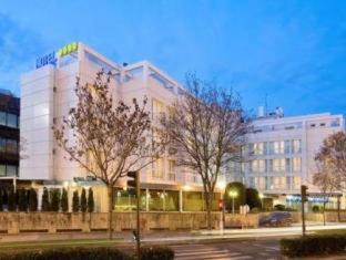 Hotel Ilunion San Sebastián - San Sebastián - 9