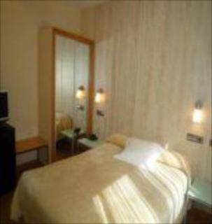 Hotel Avenida - A Coruña - 9