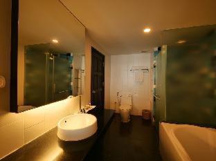 Crystal Palace Luxury Hotel Pattaya - 6