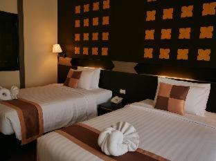 Crystal Palace Luxury Hotel Pattaya - 3