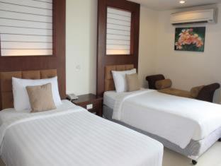 Crystal Palace Luxury Hotel Pattaya - 1