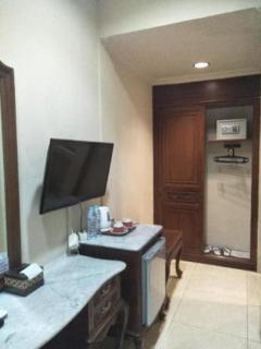 Hotel Indah Palace Yogyakarta - 3
