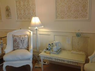 The Old Tramhouse Self Catering Apartments - 6