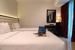 Pacific Palace Hotel - 1