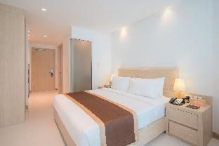 The Beachfront Hotel Phuket - 4