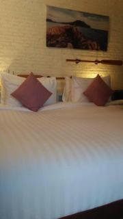 Windy Seaview Resort - 8