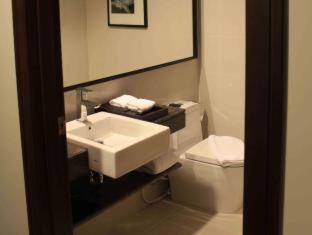 I Hotel Baloi Batam - 8