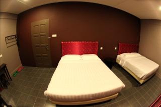 White Cottage - Kuching - 1