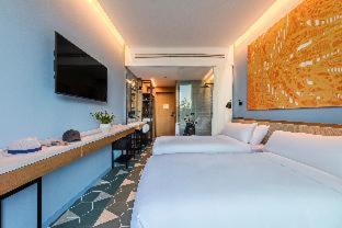LAVIDA Hotel at Camiral, a Quinta do Lago Resort - 5