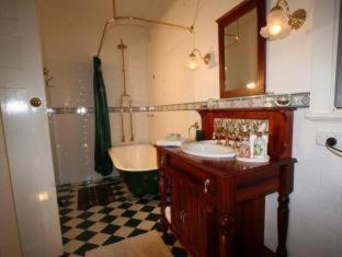 Rosebridge House Bed & Breakfast Adult Retreat - Gooseberry Hill - 8