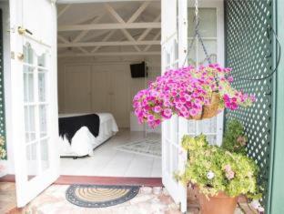 Rosebridge House Bed & Breakfast Adult Retreat - Gooseberry Hill - 6
