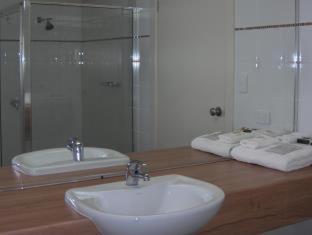 Alexander Cameron Suites - Penola - 1
