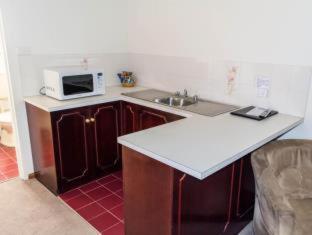 Narrandera Club Motor Inn - 1