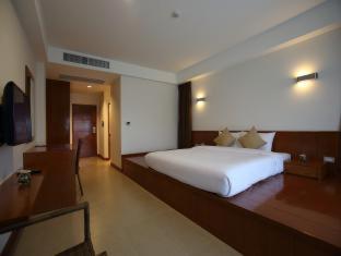 Bangsaen Heritage Hotel - 9