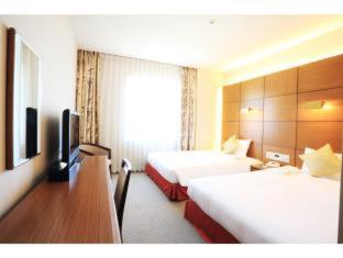 Smile Hotel Naha City Resort - 4