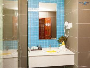 Ninh Kieu Riverside Hotel - 1