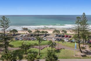 Malibu Apartments - Mooloolaba - 9