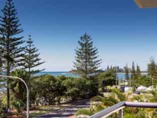 Windward Apartments - 3